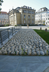 Kopfsteinpflaster von Timm Ulrichs