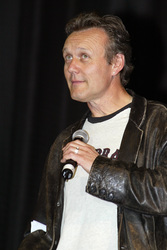 Anthony Stewart Head