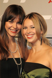 Susan Hoecke, Laura Osswald