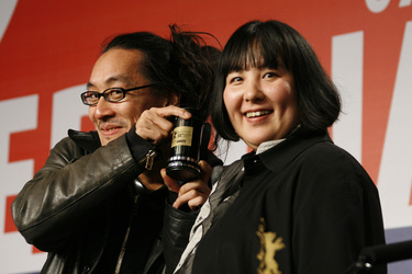 Izuru Kumasaka, Keiko Araki