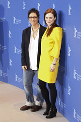 Lisa Cholodenko, Juilanne Moore