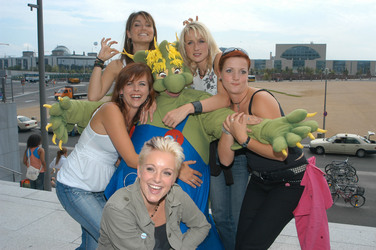 Nelly, Bina, Mary, Silli, Lydia