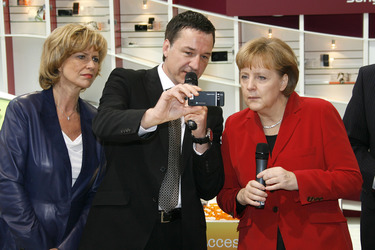 Dagmar G. Wöhrl, Sony Ericsson Manager, Angela Merkel