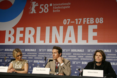 Hayden Panettiere, Ryan Reynolds Willem Dafoe