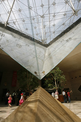 Pyramiden im Louvre / Musée du Louvre