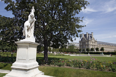 Statue im Tuileriengarten