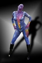 Frau in blauem Overall / Woman in blue overall