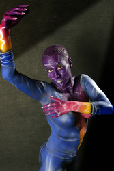 Frau in blauem Overall / Woman in blue overall