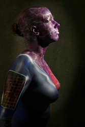 Frau in blauem Overall / Woman in blue overall