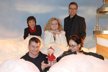 Regisseur Jesper Möller und Team und Sandmann