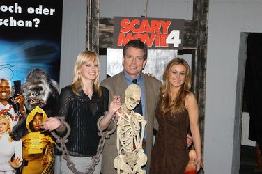 Anna Faris, David Zucker, Carmen Electra