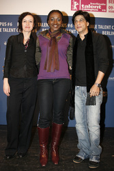 Maria Schrader, Shah Rukh Khan, Kate Henshaw-Nuttal