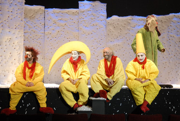 Wjatscheslaw Iwanowitsch 'Slava' Polunin mit seinem Team