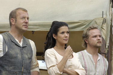 Heino Ferch als Heinrich Schliemann, Mélanie Doutey als Sophia Schliemann und Matthias Koeberlin als Bernsson