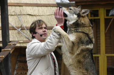 Alexander Hardt mit Wolf Tatanka