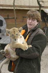 Gerhard Harsch mit Löwe Borani