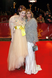Julie Depardieu, Emmanuelle Béart