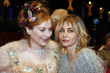 Julie Depardieu, Emmanuelle Béart