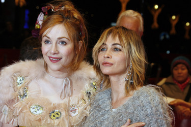 Julie Depardieu, Emmanuelle Béart