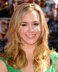 Andrea Bowen