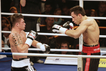 Jamie Pittman, Felix Sturm