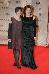 Maja Schöne, Teresa Harder