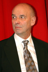 Martin Campbell