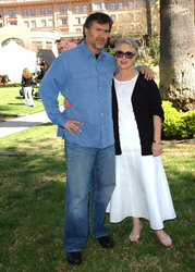 Bruce Campbell, Sharon Gless