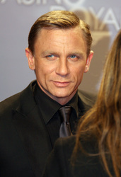 Daniel Craig
