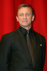 Daniel Craig