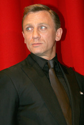 Daniel Craig