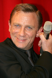 Daniel Craig
