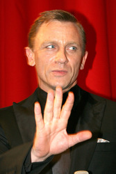 Daniel Craig