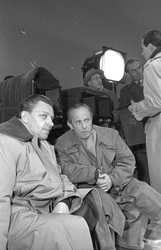 Géza von Cziffra (Mitte)