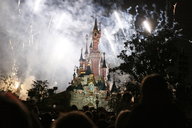 Feuerwerk am Sleeping Beauty Castle an der Central Plaza