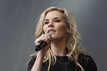 Jennifer Paige