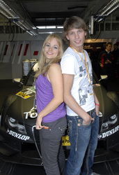 Katie Pfleghar, Raul Richter