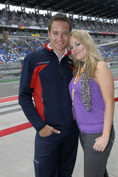 Timo Scheider, Katie Pfleghar
