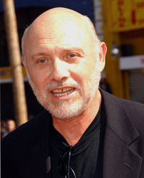 Hector Elizondo