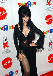 Cassandra Peterson / Elvira