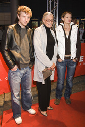 Maxim Mehmet, Vanessa Redgrave, Victoria Malektorovych