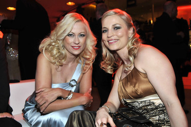 Jenny Elvers-Elbertzhagen, Regina Halmich