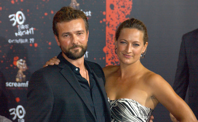 Craig Hall, Zoe Bell