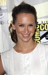 Jennifer Love Hewitt