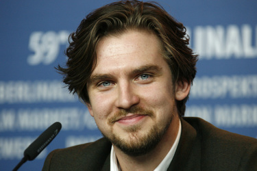 Dan Stevens