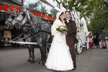 Viola Wedekind, Jacques Breuer