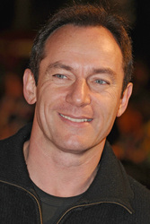 Jason Isaacs
