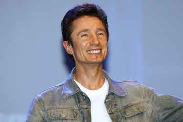 Dominic Keating