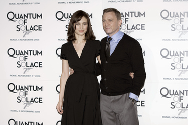 Olga Kurylenko, Daniel Craig