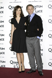 Olga Kurylenko, Daniel Craig